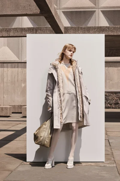 Look 12